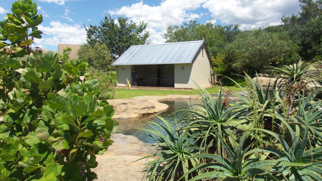 Wits End Mountain Resort Champagne Valley Exterior photo